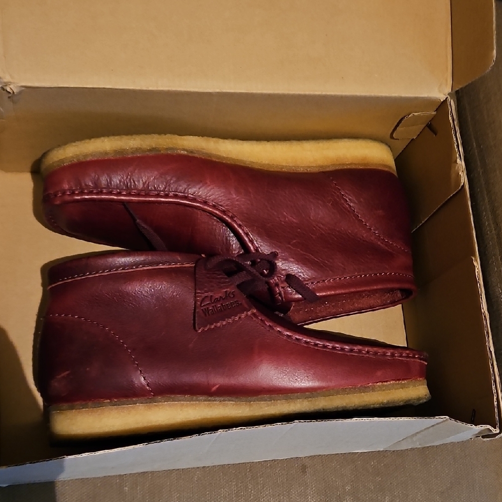 Clarks Burgundy LEATHER!!!!